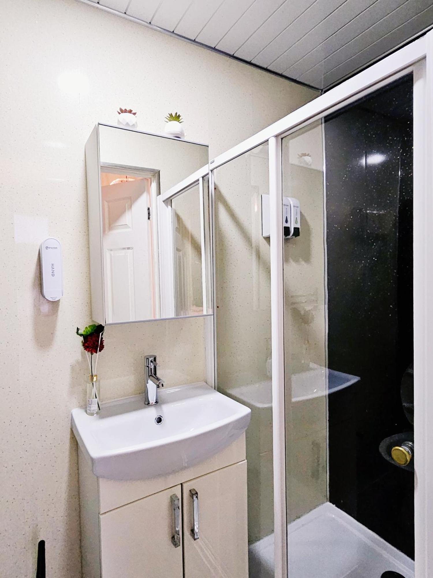 No15 Castle View Apartment Единбург Екстериор снимка